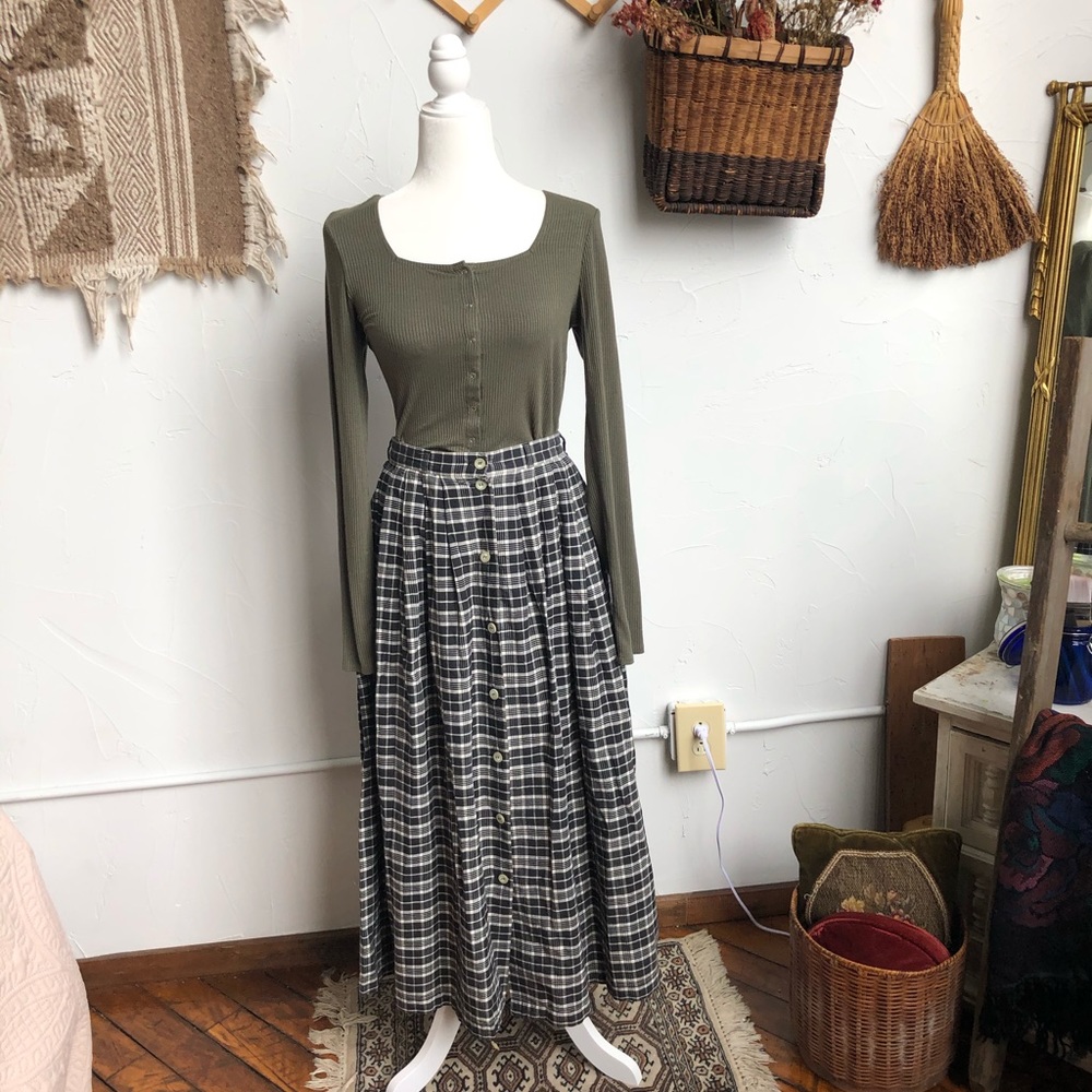 🌻Plaid Flare Maxi Skirt